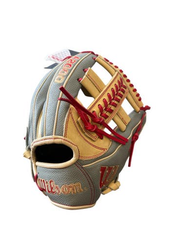 Used Wilson A2000 BB/SB Glove RH Throw None 11 3/4" 11450-S000483338