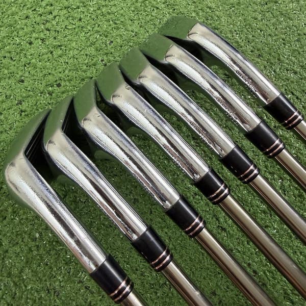 Mizuno MP-54 Forged Iron Set 4-PW UST Mamiya Recoil 95g F4 Stiff