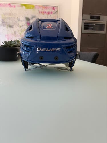 Medium Bauer Re-Akt 150 Helmet (Used)