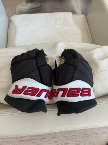 Bauer Vapor Pro Team Gloves 13" (Used)