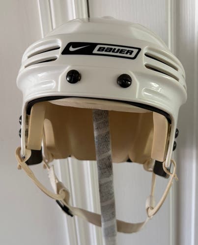 White Nike Bauer 4500 Helmet - Senior XS