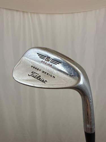 Titleist Vokey Chrome 200 Gap Wedge 52 / 8 Dynamic Gold S300 Stiff Flex 35.25