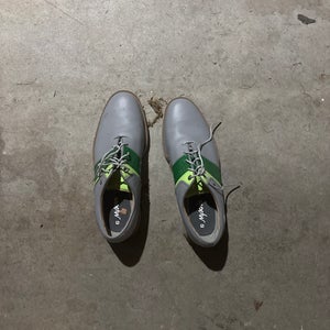 Rarely Used Footjoy  Size 11.5 Men’s Golf Shoes