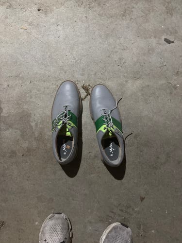 Rarely Used Footjoy Size 11.5 Men’s Golf Shoes