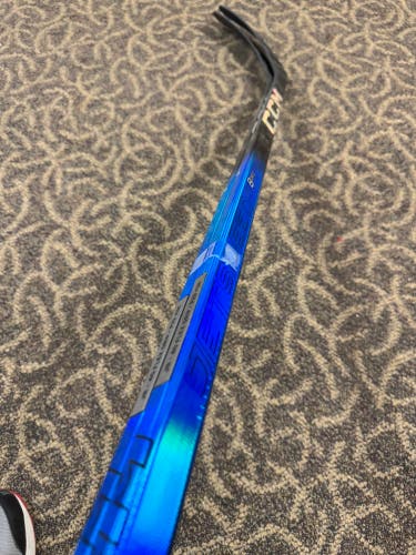 **2-PACK** CCM Ft8 Pro 40 Flex P29 Right
