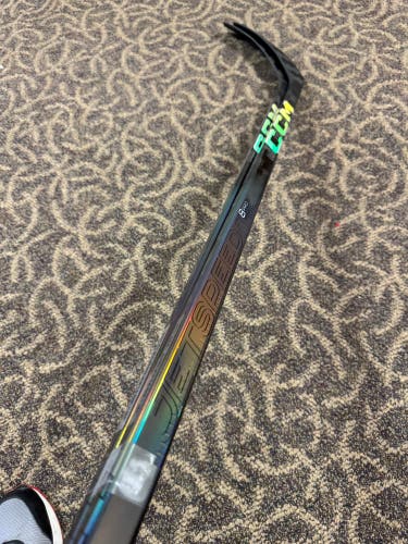**2-PACK** CCM Ft8 Pro 40 Flex P29 Right