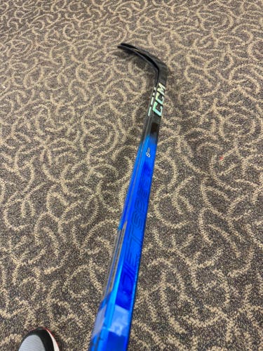 **2-PACK** CCM Ft8 Pro 50 Flex P28 Right
