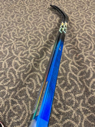**2-PACK** CCM Ft8 Pro 75 Flex P28 Right
