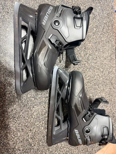 2024 Bauer Konekt 2 Hockey Goalie Skates Regular Width 9 (Used)