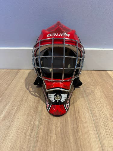 Bauer NME3 Goalie Mask | Canada Design | Expired