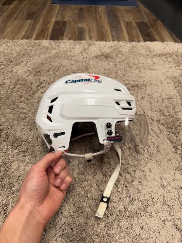 Washington Capitals Medium CCM Tacks 710 Helmet Pro Stock (Used)