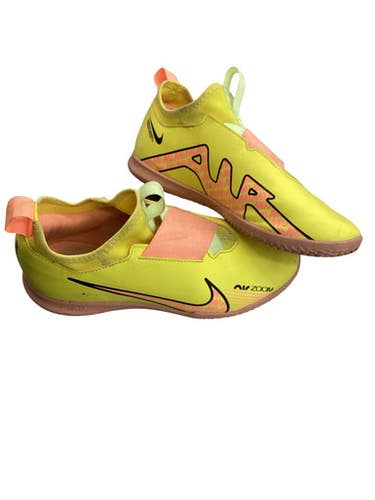 Used Nike Soccer Indoor Shoes Yellow Senior 5.5 11760-S000091544