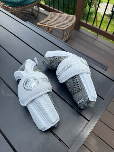 Medium Adult Maverik Max Arm Pads (Used)