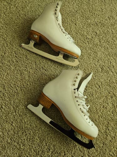 Riedell Figure Skates C Adult 7 (Like New)