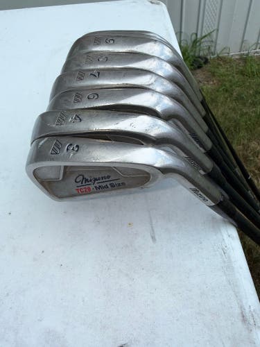 Men's Mizuno TC29 Right Handed Iron Set 8 clubs (3-PW) Regular Flex Graphite/Steel Shaft (Used)