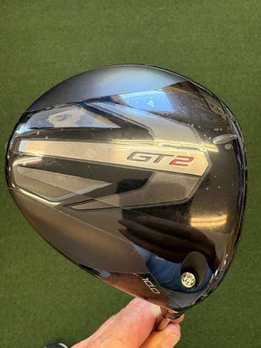 New Titleist GT2 10 Deg Driver / Denali Red 5.5 50 Gram Shaft