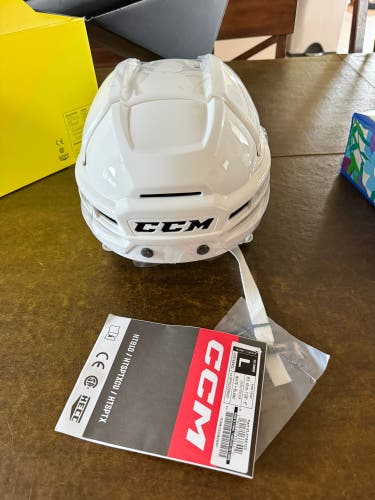 Large CCM Super Tacks X Helmet (New)