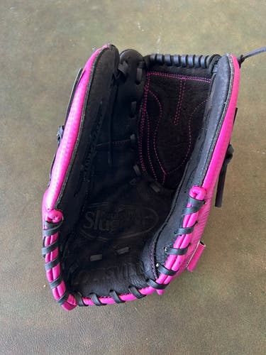 Louisville Slugger LH Diva Softball Glove 11.5" (Used)