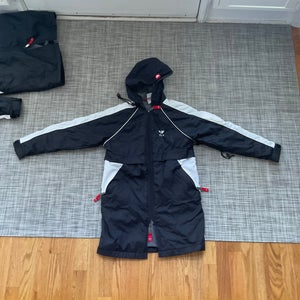 TYR Black Small Boys Swim Parka