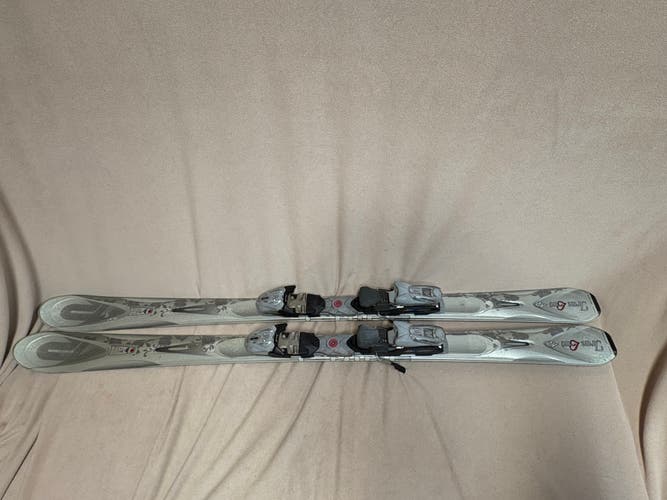 Unisex All Mountain 153 cm K2 True Luv Skis With Bindings (Used)