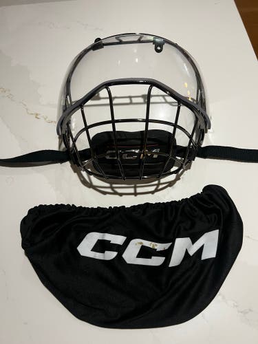 Senior Small/Medium CCM HVR Hybrid Shield (Hardly Used)