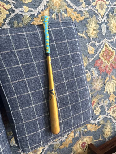 Victus ONEIL15 BBCOR Certified Bat (-3) 29 oz 32" (Used)