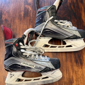 Bauer Vapor X Shift Pro Hockey Skates Regular Width Size 5 (Used)