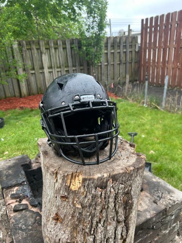 Adult Extra Large Schutt Vengeance Pro LTD II Helmet (Used)