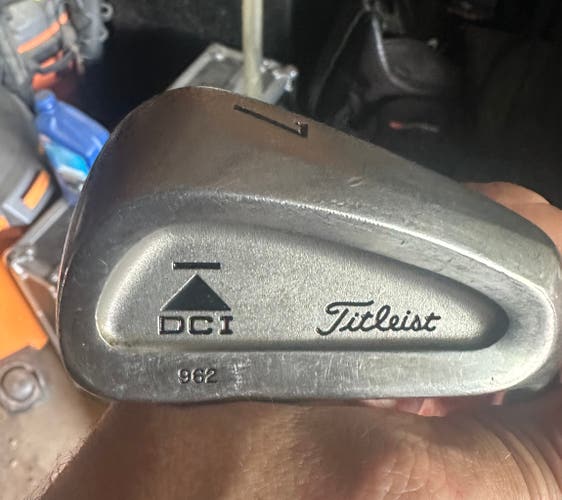 Men's Titleist DCI 962 7 Iron Right Handed Regular Flex Steel Shaft (Used)