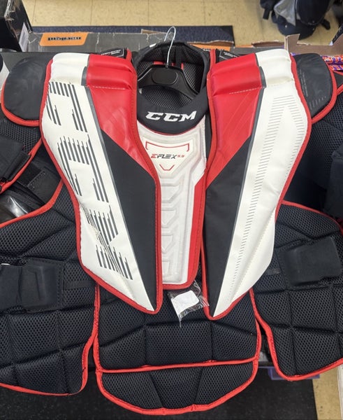 CCM EFlex 5.9 Large Goalie Chest Protector (Used)