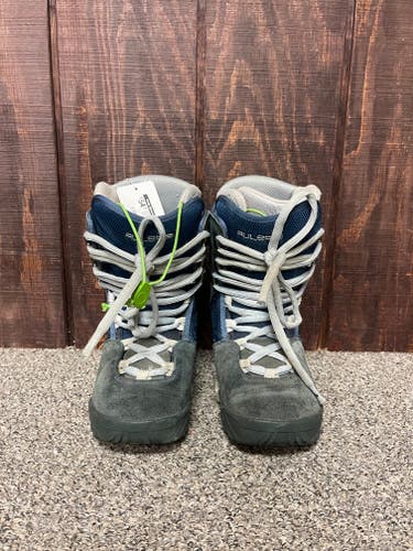 Size M 6.0 (W 7.0) Burton Ruler Step On Snowboard Boots Soft Flex (Used)
