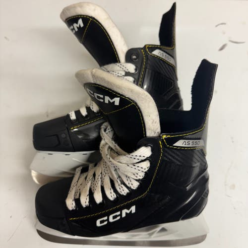 Black CCM AS-550 Hockey Skates Regular Width Size 3 (Used)