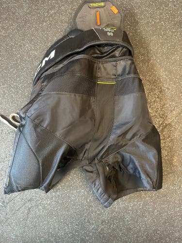 Junior Medium CCM AS-V Pro Hockey Pants (Used)
