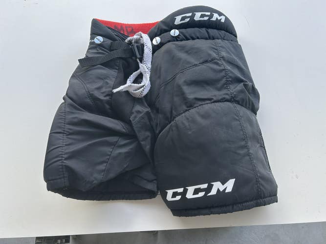 Youth Large CCM RBZ90 Hockey Pants (Used)