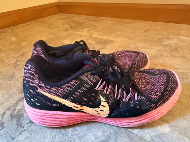 Black /Pink Women's Size 7 Nike Lunar Tempo Running Shoes (Used)