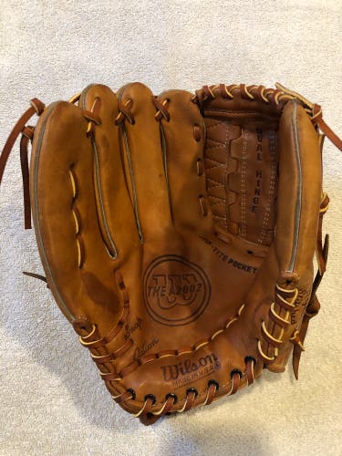 Wilson A2000 LH Pitcher's Baseball Glove 12.5" (Used)