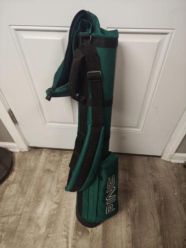 PING Sunday Golf Bag Moon Lightweight Travel Green EUC Carry Strap Hooded