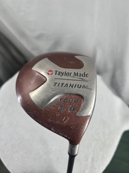 Men's TaylorMade Titanium Right Handed Driver Extra Stiff Flex 8.5 Loft Graphite Shaft 46" (Used)