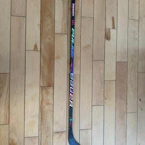 Junior Bauer Pulse Left Hand Hockey Stick P28 30 Flex Pro Stock (New)