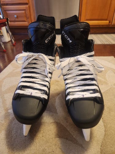 BRAND NEW NHL Pro Stock CCM XF Pro full custom build. 8.0 w/ steel!
