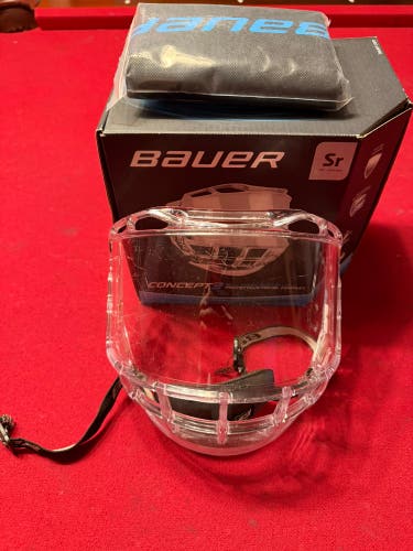 Bauer Concept 3 Full Shield (Used)