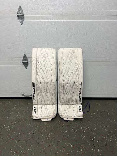 True L20.2 Goalie Leg Pads (Used)