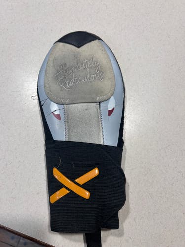 Black Senior Sliding Mitt (Used)