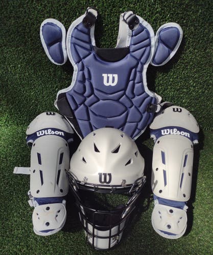 White/Blue Wilson EZ Gear 2.0 Catcher's Set (Used) 2026