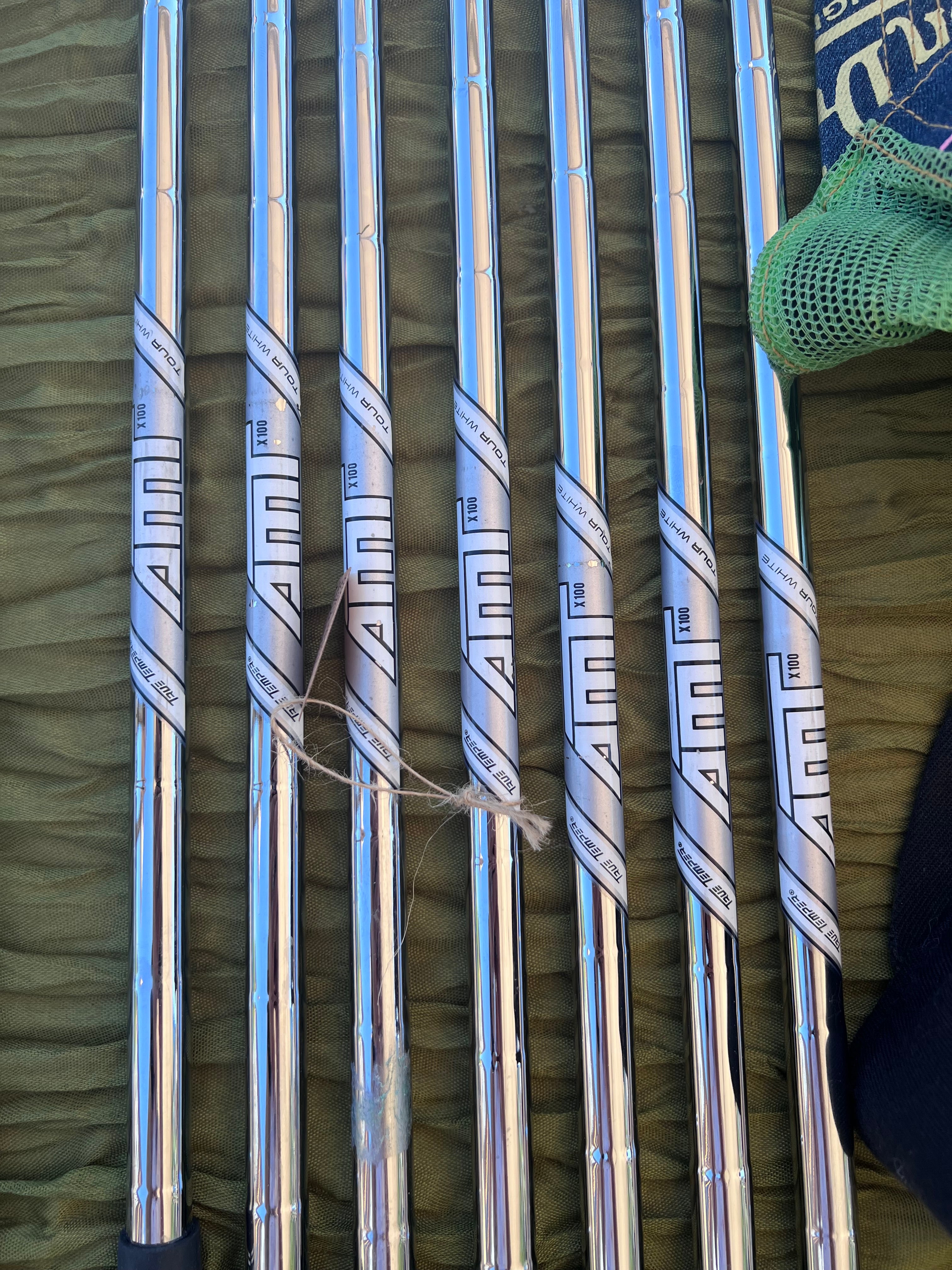 ｍ Srixon ZX7 5-PW,AW Iron Set Regular Flex Right NS Pro Modus3 Steel