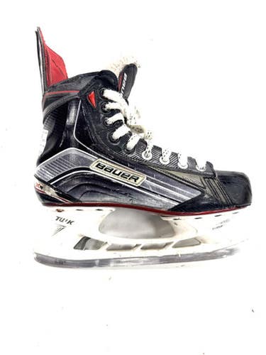 Used Bauer VAPOR X800 Intermediate Hockey Skate Intermediate 5.5 11860-C000308877
