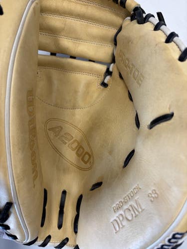 Used Wilson A2000 DP CM 33 PRO TOE BB/SB Catchers RH Throw Tan 33" 11860-S000308837