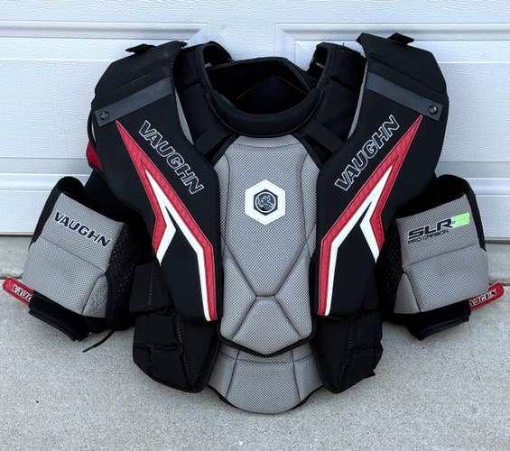 Vaughn Ventus Slr3 Pro Carbon Sr Small Goalie Chest Protector (Used)