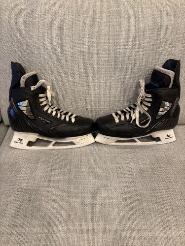 True Pro Custom Hockey Skates Regular Width Pro Stock 8.5 (Used) BAUER 272 tuuks  (