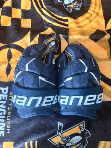 Bauer Supreme Mach Gloves 13" (Used)